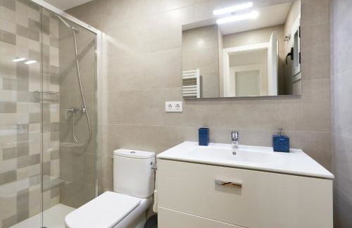 Family Apartment Camp Nou by Maison Piñata - Photo 25