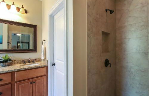 Amazing 4 Bedroom Vacation Home in The Villages of Crystal Lakes - Foto 38