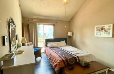 2bd condo w pool view deck 15mn from Kansas City - Photo 13