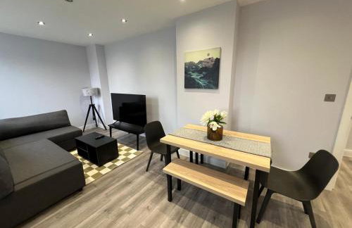 Queen Apartment - High Spec - En-Suites - 7 Guests - Foto 3