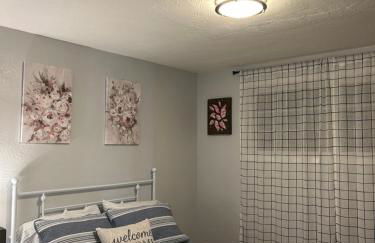 Emerald City 3 Bedroom 1 bath Home - Photo 18