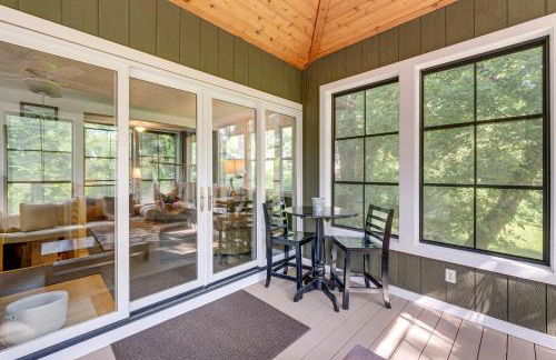 Lake Geneva Family Gem with Fenced Dog Run! - Foto 15