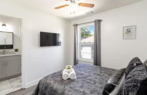 New Home in MidTown- Sleeps 11 For Rent in Atlanta - Foto 31