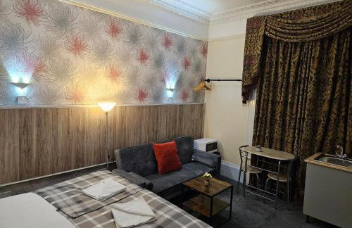 The Green Light House Studio 24 - Free Private Parking - Foto 17