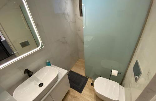 Holy 2 Bedrooms Apartment in Marousi - Foto 27