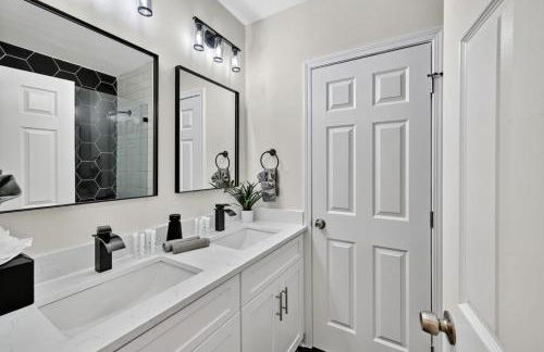 Grove Park Haven Sleeps 12, Large Backyard - Foto 18