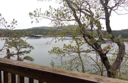 C17, Three bedroom, three bath log-sided, luxury Harbor North cottage with hot tub cottage - Foto 20