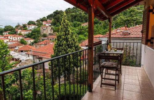 Small House with Garden & View - Foto 16