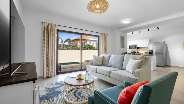 Brand NEW 2br2ba w Private Pool in Gated Community - Foto 2, Habitación