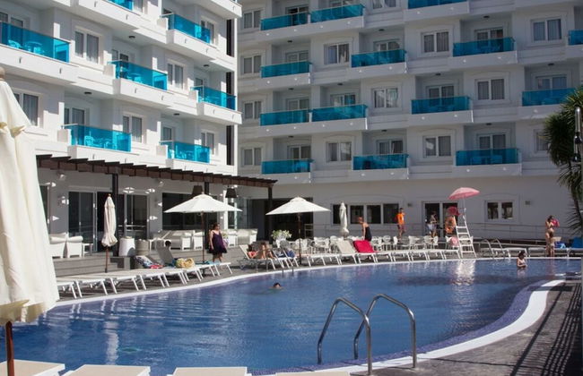 Aparthotel Acuazul - Photo 31