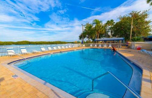 Beautiful New Luxury Townhome with Private Beach and Swimming Pools - Foto 40