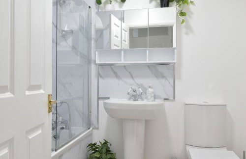 Luxury Spacious 2 bed Apartment - Foto 31