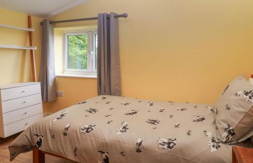 Muddy Udders Dairy - Photo 23