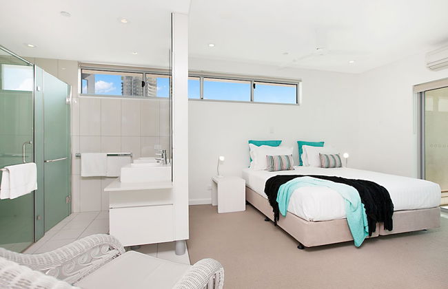 Beachlife Holiday Apartments - Photo 4