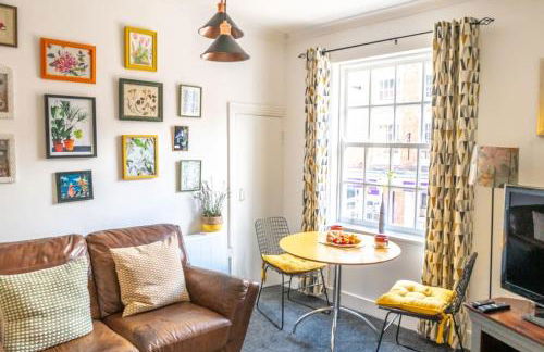 #03 The Haw thornes Sleeps 6 NEC 7mins - Foto 19