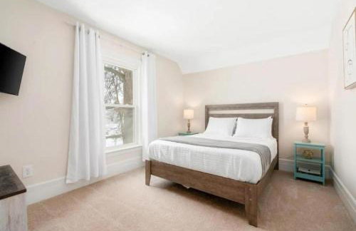 Sweet Retreat 3 Mins to Notre Dame Eddy St Commons and Memorial Hospital - Foto 19