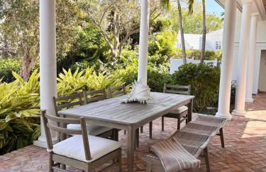 Naples Beach Port Royal Luxury Coastal Mansion Villa with Guesthouse & Pool & Hot Tub - Foto 72