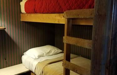 Roomy Vacation Rental for Two with a Private Bathroom near Cedar Rapids, Iowa - Foto 12