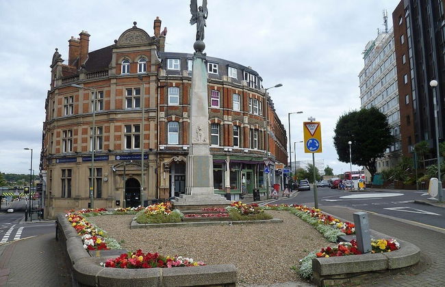 2 Bed Hollywood Movie Themed Apt - Foto 3