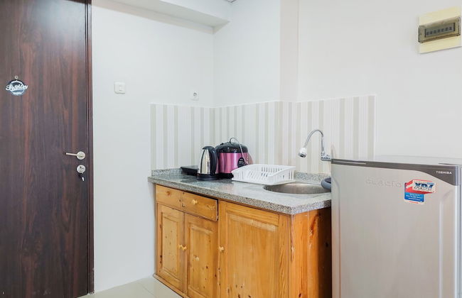 Comfy And Warm Studio Serpong Greenview Apartment - Photo 4