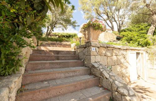 SPLENDIDO APPARTAMENTO SAN TEODORO La Suaredda - Foto 17