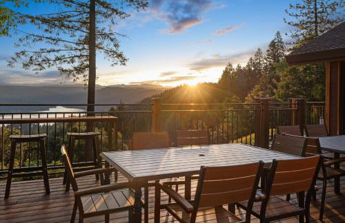 The Gathering Place! Sleeps 24, Lakeview, Game room - Foto 46