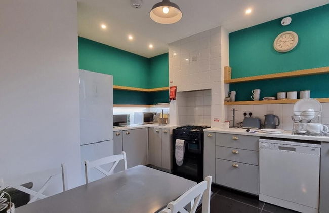 Astonishing House With Outdoor Seating BBQ - Foto 5