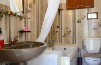 Mansion House - Photo 25