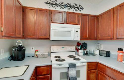 Lovely 2 BDR Condo with Balcony 2M to Broadway - Foto 8