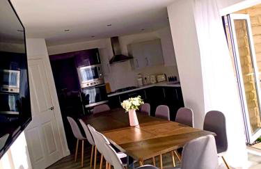 Elysian Escape, modern 5 bedroom house - Photo 78