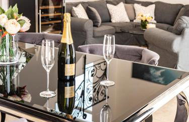 Elegant Hvar town villa with pool - Photo 1