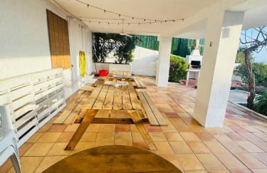 Exclusiva casa con vistas despejadas al mar y piscina privada - Foto 44