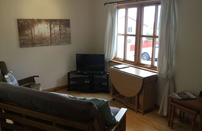 The Culloden is a Comfortable two Bedroom Apartment That Sleeps Four Adults - Photo 8