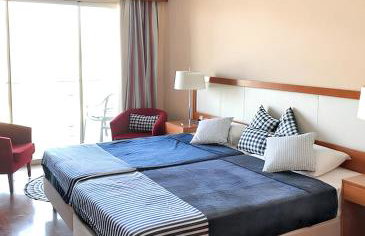 Charming Apartment in Estômbar with Private Pool. - Foto 26
