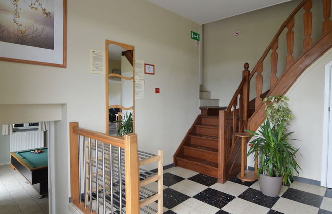 Grand Villa With Bubble Bath - Photo 50