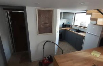 T3 calme et cosy, idéalement situé près du château et de la gare, dans un cadre paisible - Foto 9