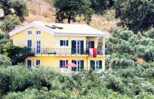 Gelbes Haus Korfu - Photo 1