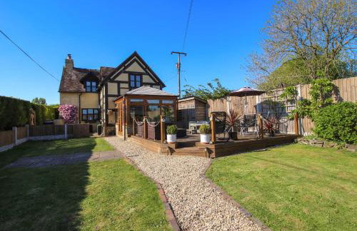 Clandyke Cottage - Photo 1