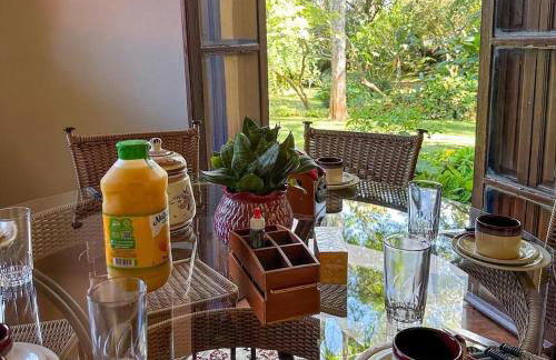 Casa chalet, Centro, vaga 2 carros, alto padrão - Foto 11