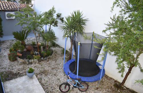 Irina's Apartment - Photo 25