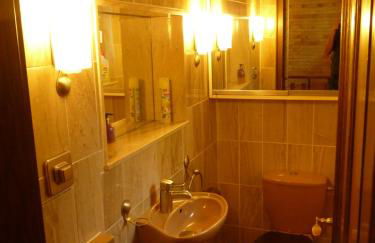 Haus mit Seeblick - Terrassen - großzügig auf 2 Ebenen - freistehend 1.000 qm - Foto 27