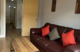 Modern 3-Bed Townhouse & Balcony - Foto 10