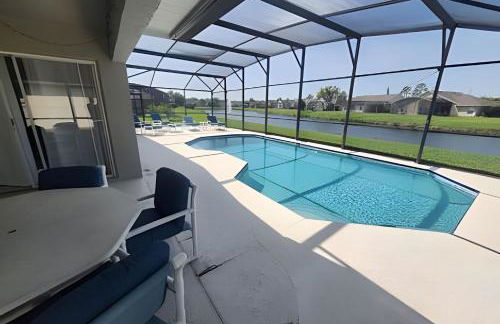 Lake View Pool Home near Disney and Shoppings - Foto 25