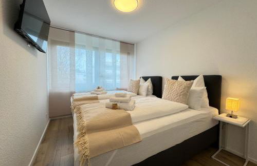 3 Zimmer Apartment, 90 qm, ruhig und zentrumsnah, max 6 Pers, 15 qm Balkon , private Garage, Internet 1000 MBit - Foto 12