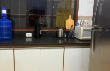 Casa Amarela, 3 Quartos , 15 camas, Acesso rápido às praias - Foto 25