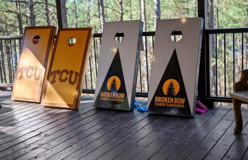 The Nomi Lodge - Sleeps 28 - Gorgeous Rustic Cabin, Centrally Located, Tons of Amenities - Photo 61