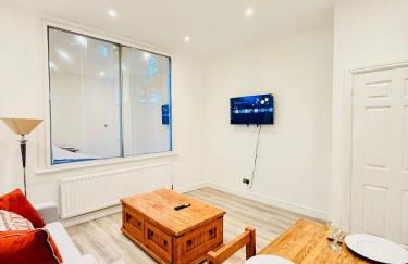 Cozystays Refurbed Modern Apartment Private Garden Free Parking - Foto 6