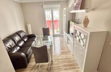 New, modern and in Triana - Foto 3