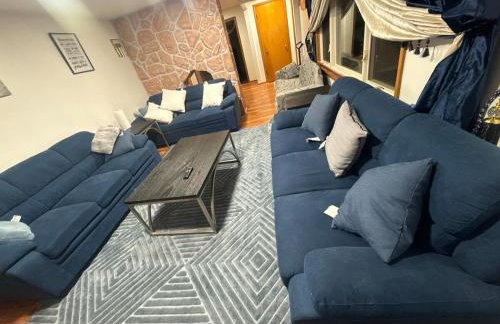 Sleep12-16guests ranch in West Seneca entire house - Foto 48