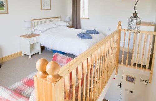 Riverbank Cottage - Photo 6